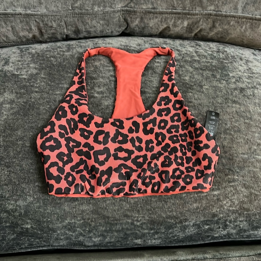 Beach Riot - leopard sports bra